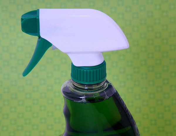 green spray cleaner